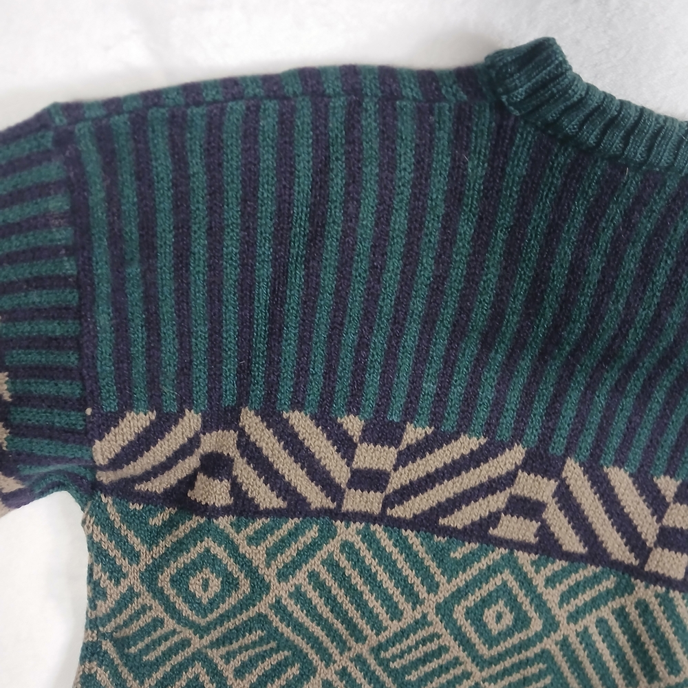 Vintage Pendleton Geometric Patterned Green and B… - image 10